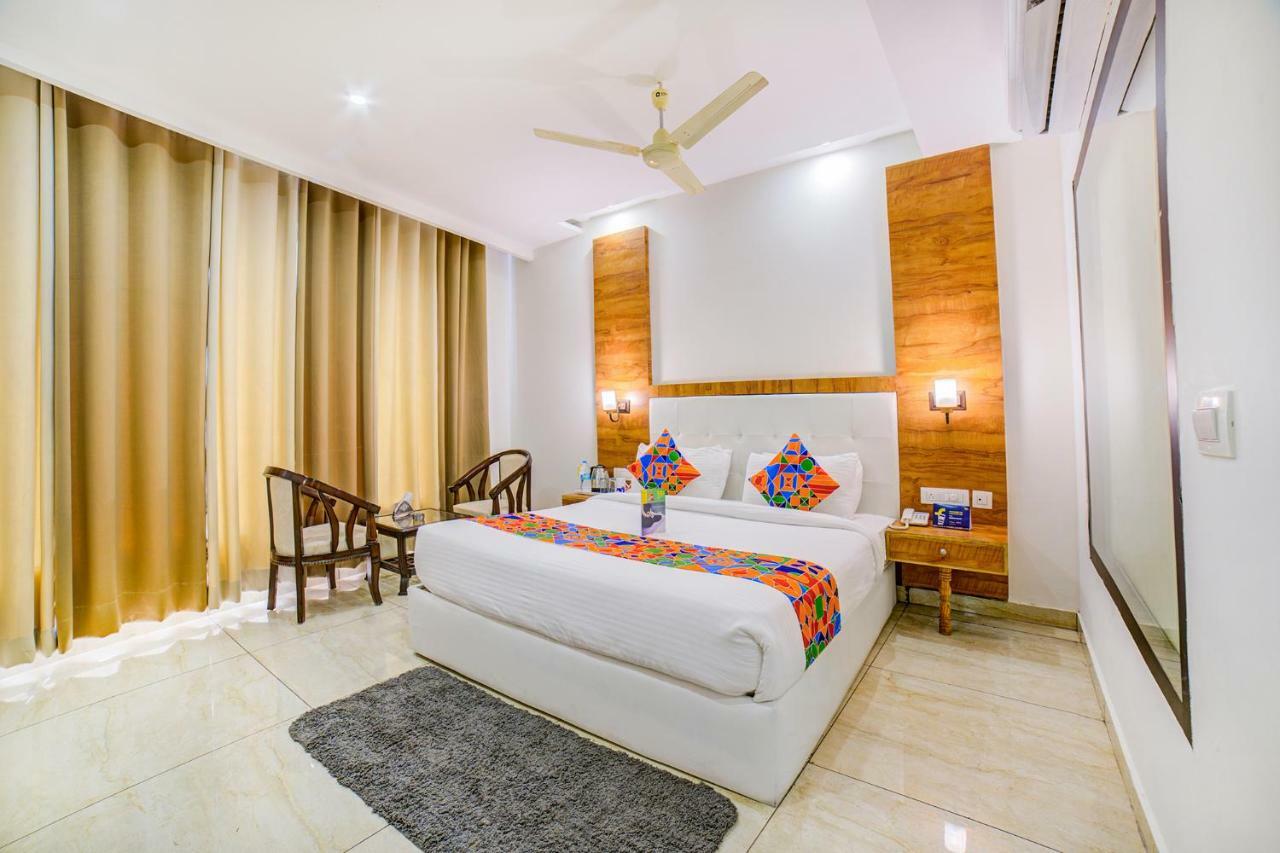 Zirakpur Hotel Destination מראה חיצוני תמונה
