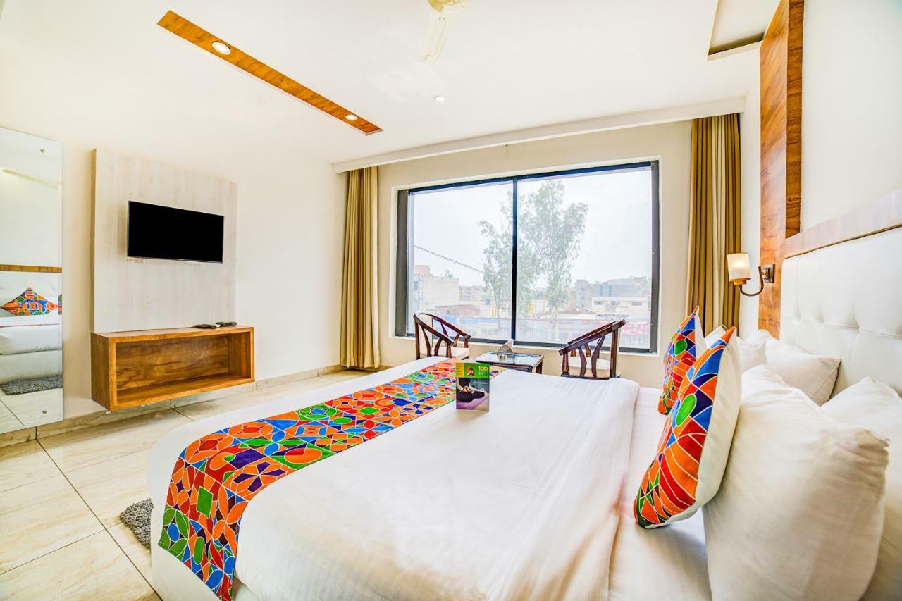 Zirakpur Hotel Destination מראה חיצוני תמונה